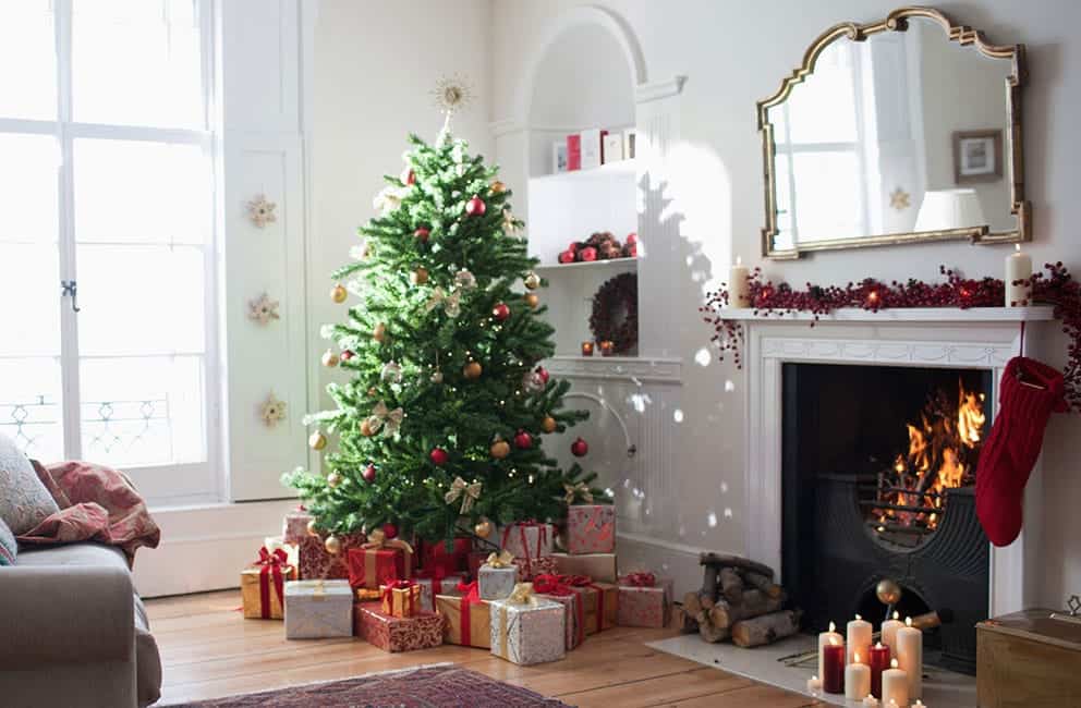 Christmas Cleaning Guide to Get Your Home Hosting-Ready