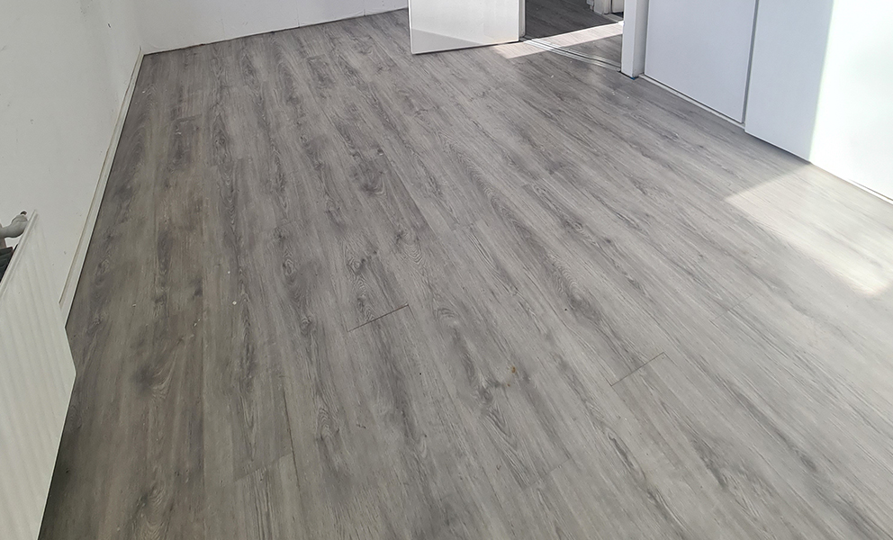 Cleaning LVT: Dos & Don&rsquo;ts to Prevent Dulling, Streaks & Damage